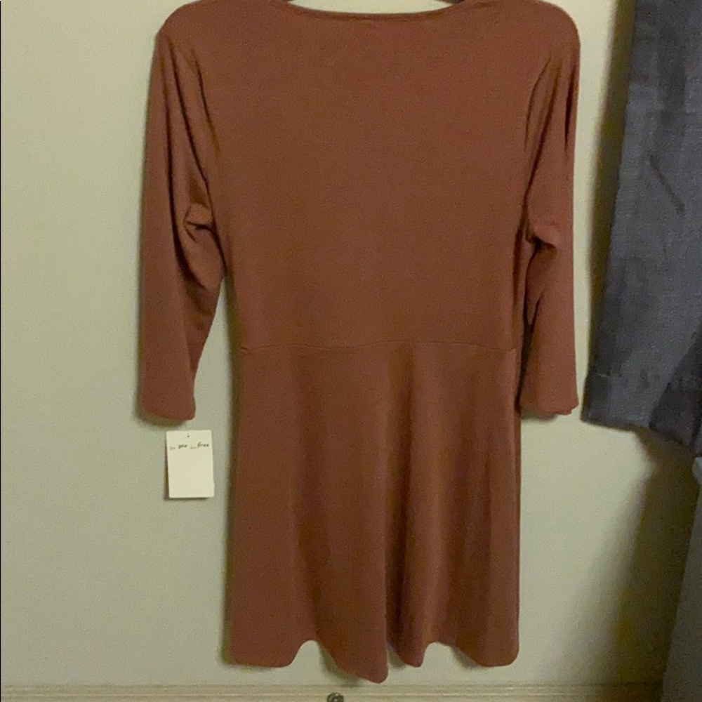 Dress - Picture 4 of 4